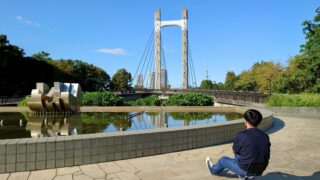 【江東区チェアリングスポット】清涼感のある噴水広場でチルする「木場公園」